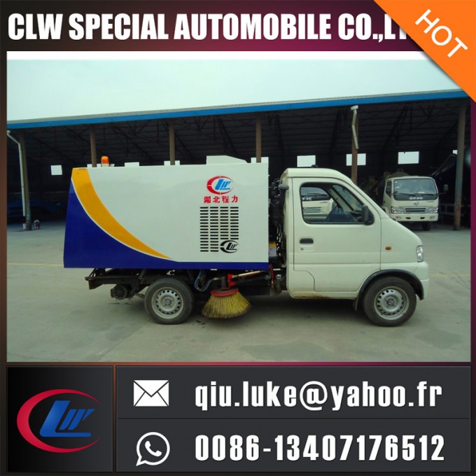 Mini Type Automatic Street Sweeper Truck for Shopping Mall Parking 