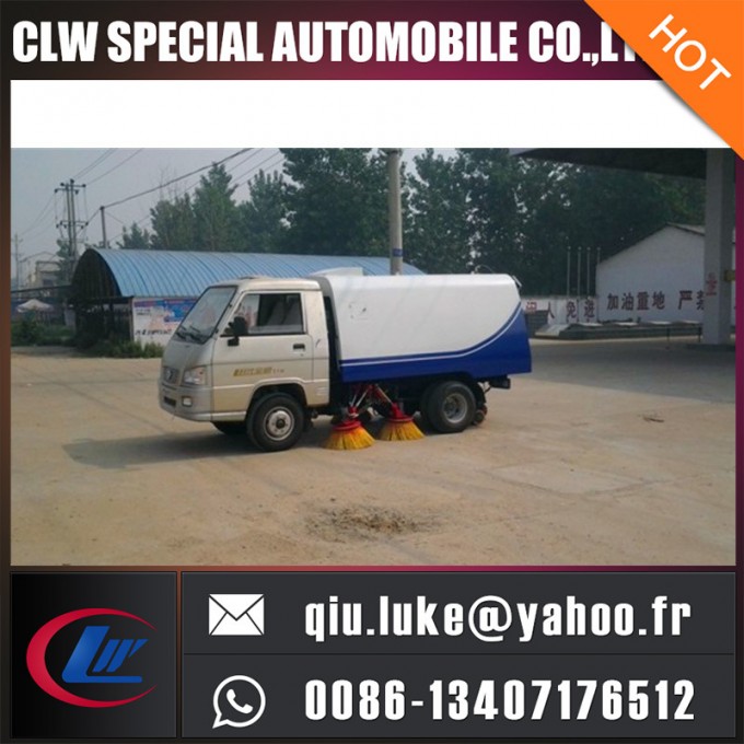 China High Efficient Light Highway Sweeper Truck 