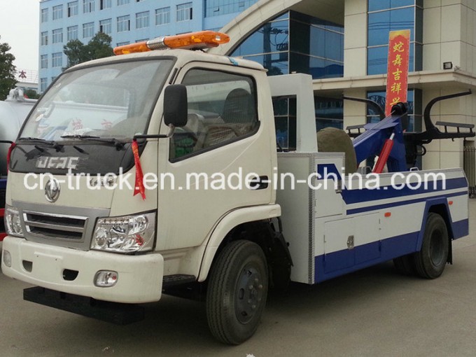 Light Hotsales 4X2 3ton Dongfeng Recovery Truck 