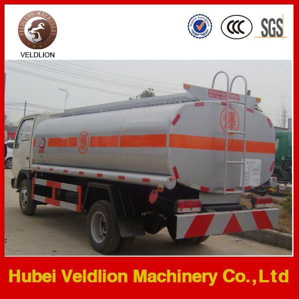 Sinotruk 6X4 20000L Fuel Refueling Tanker Truck with Oil Dispenser 