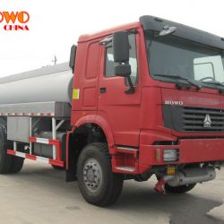 10000 Liters HOWO Euroii 290HP off Road 4X4 Oil Truck