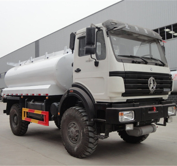 China Factory Sale 10m3 Euro3 Beiben 4X4 Fuel Tanker 