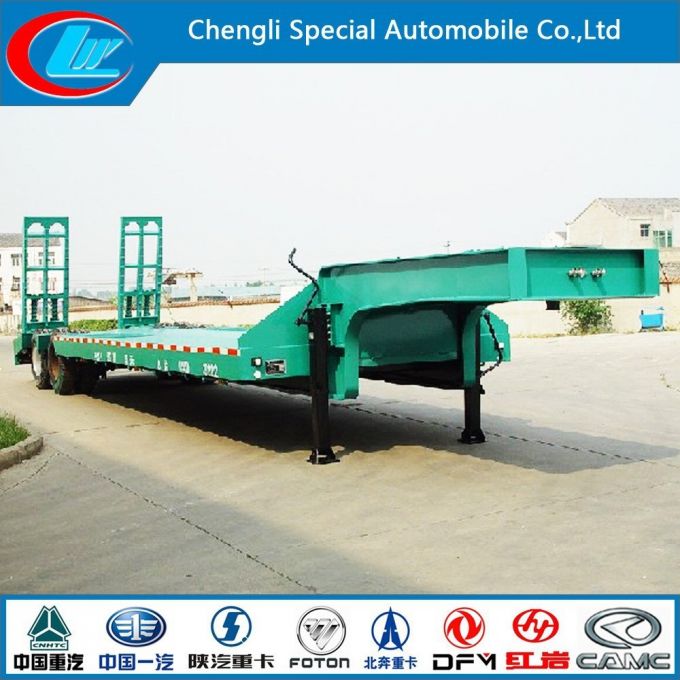 China Manufacturer 3 Axles Gooseneck Flatbed Trailer 