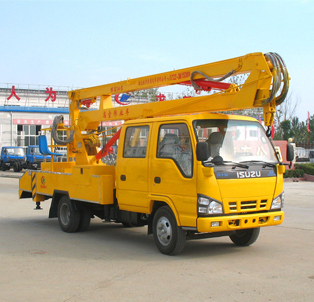 Isuzu High Altitude Operation Truck Tree Pruning Truck Cherry Picker 