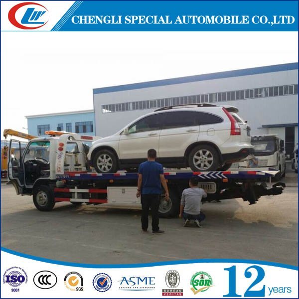 Dongfeng 6 Wheel 4t Flatbed Wrecker Truck 