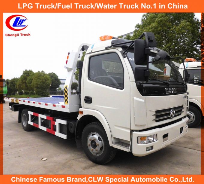 Dongfeng 6 Wheeler Tow Truck in 5ton Accident Recovery Truck 