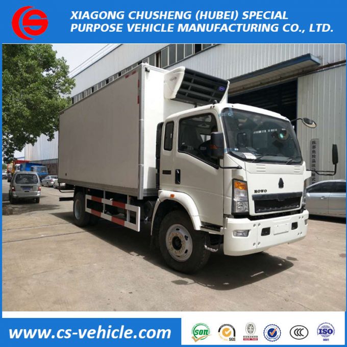 Mini 4X2 3tons Isuzu Refrigerated Truck Freezer Truck 