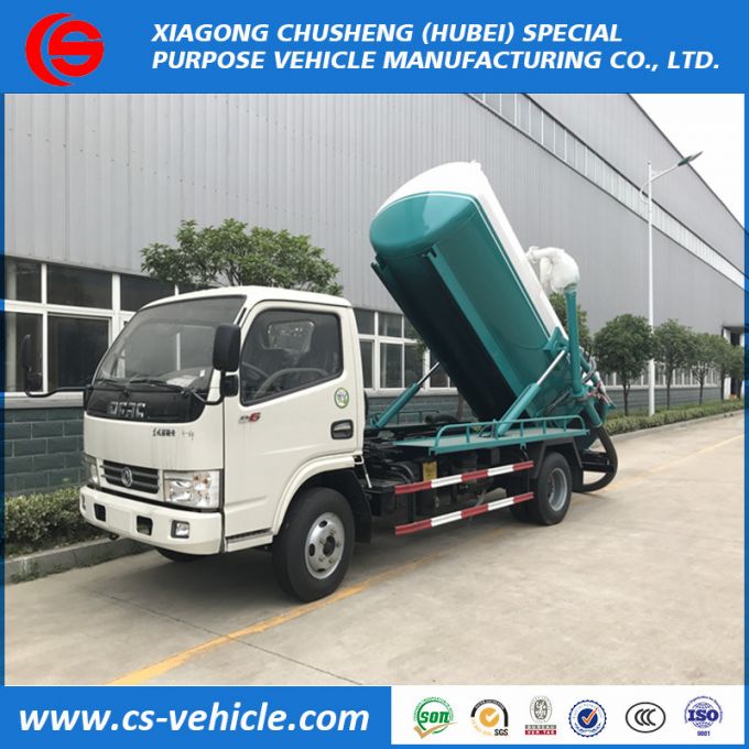 Small Vacuum Fecal Suction Truck 5000L Sewage Suction Truck 