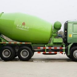 China Truck Mixer Concrete Mixer Truck for Sale