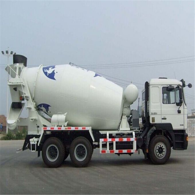 Sinotruk 290HP 8cbm 6X4 Concrete Mixer Truck 