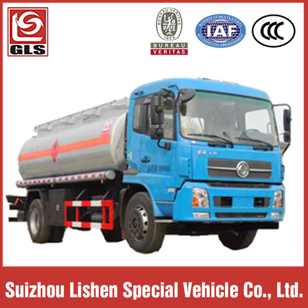 Low Price LHD Diesel Engine 10000L Vehicle for Oil Delivery 