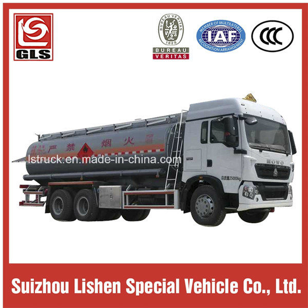 Tri-Axle 6X4 HOWO Chassis 22000L Oil Tanker 