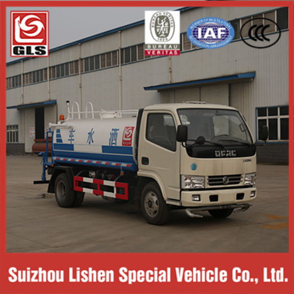 8 Cubic Meters Water Truck 