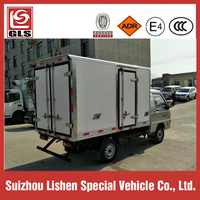 Refrigerator Truck 4*2 Food Freezer Cargo Truck 