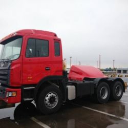 China JAC 6*4 375HP Tractor Head