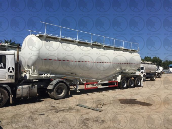 65m3 Triple Axle Cement Tanker Semi-Trailer 