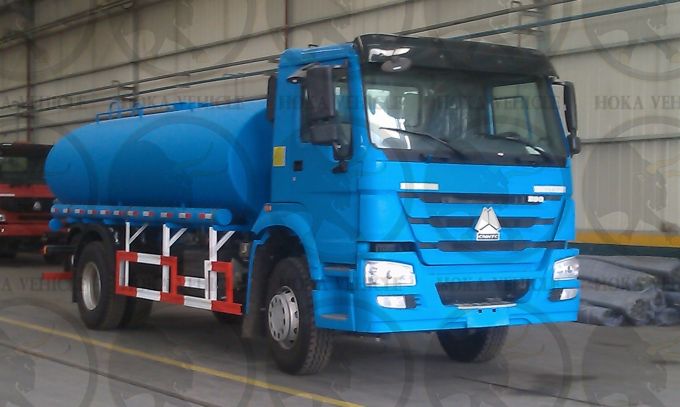 Sinotruk HOWO 4X2 10, 000L Fuel Tanker Truck 