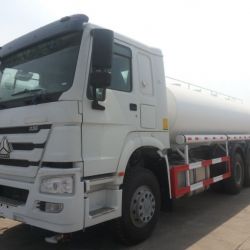 Sinotruk HOWO 6X4 5200 Gallon Water Tanker Truck