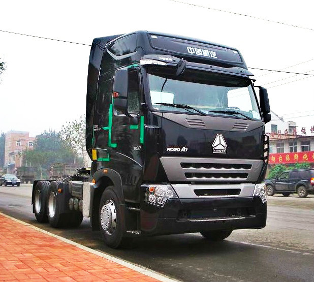 Sinotruck Group 32500dollar HOWO Dump Tractor Truck 