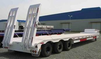 China Best Cost Lowbed Semi Trailer 