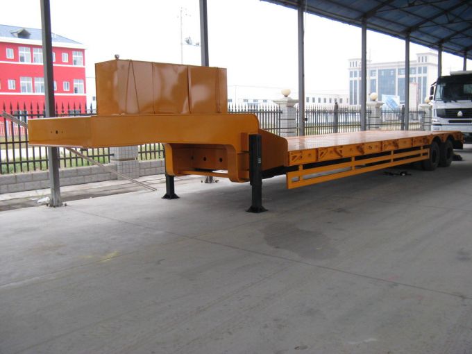 Sinotruk Huawin Low Bed Semi Trailer Cargo Trailer 2 Axle Semi Trailer 