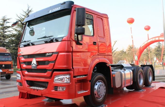 Sinotruk HOWO 6X4 Tractor Truck Prime Mover Truck 