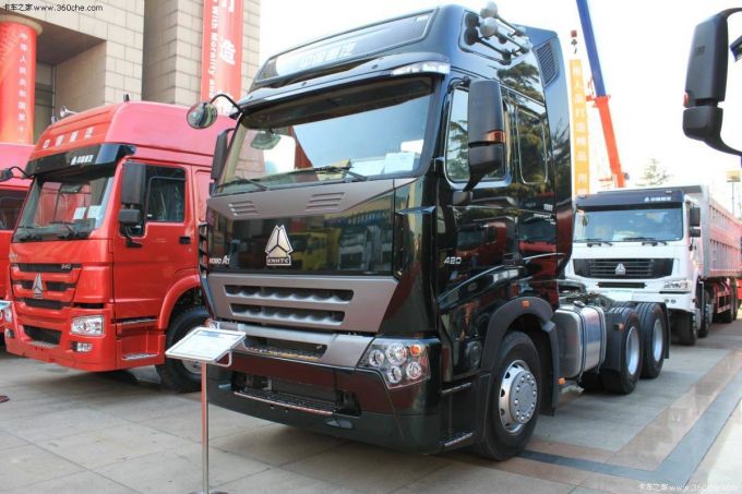 Sinotruk 50ton Hauling Load Trailer Truck with 10 Speed Gear Box 