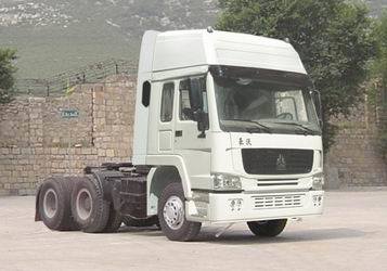 Sinotruk HOWO 6X4 Tractor Truck 