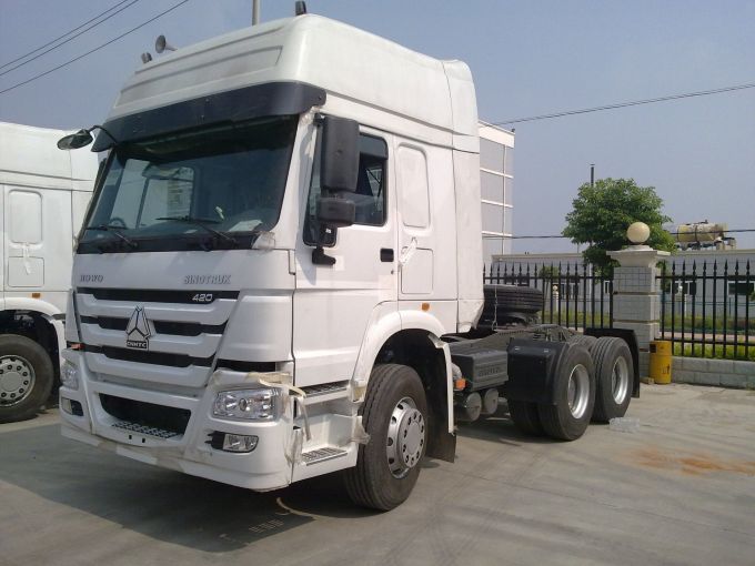 Sinotruk Heavy Duty HOWO Prime Mover 