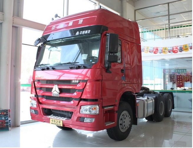 Sinotruk HOWO 6X4 371HP Tractor Head Truck 