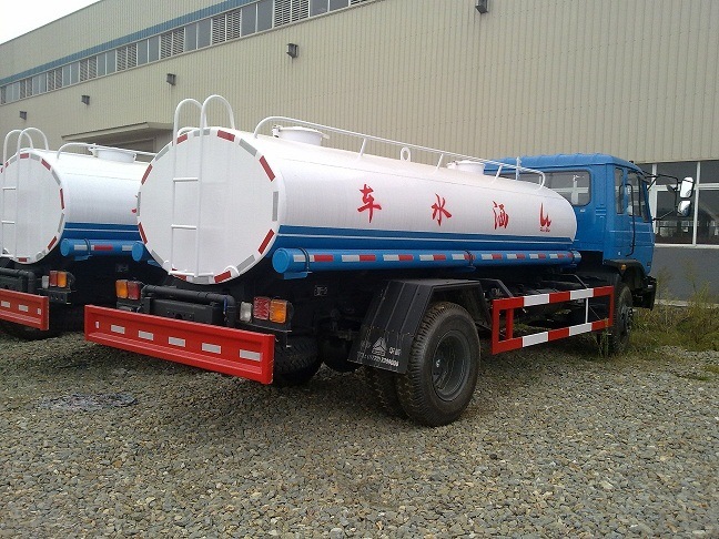 Dongfeng 4*2 Chassis 6t Water Tank Truck 