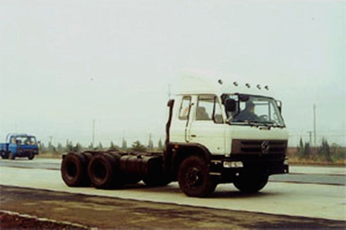 Dongfeng 6X4 Towing Truck/Tractor Head 