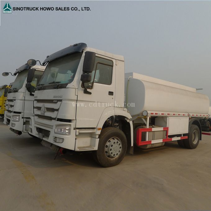 China Famous Brand 6X4 Sinotruk HOWO Tanker Truck for Sale 