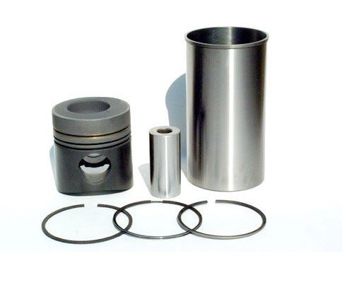 Truck Parts / Truck Engine Parts Piston 