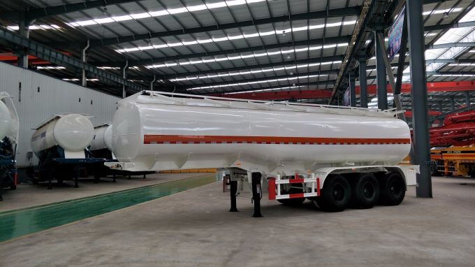 China Oil Tanker Semi Trailer with High Quality 