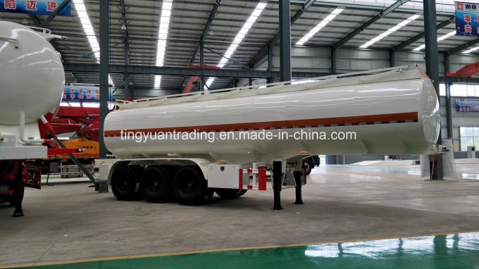 China Hot Selling Oil Tank Trailer with High Capacity 