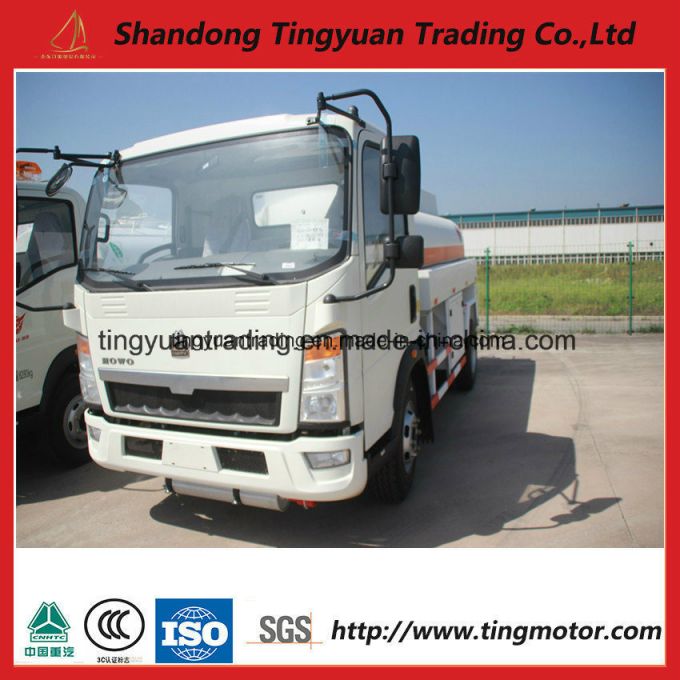 6 Wheels 5000 Litres HOWO Fuel Tank Truck with High Quality 