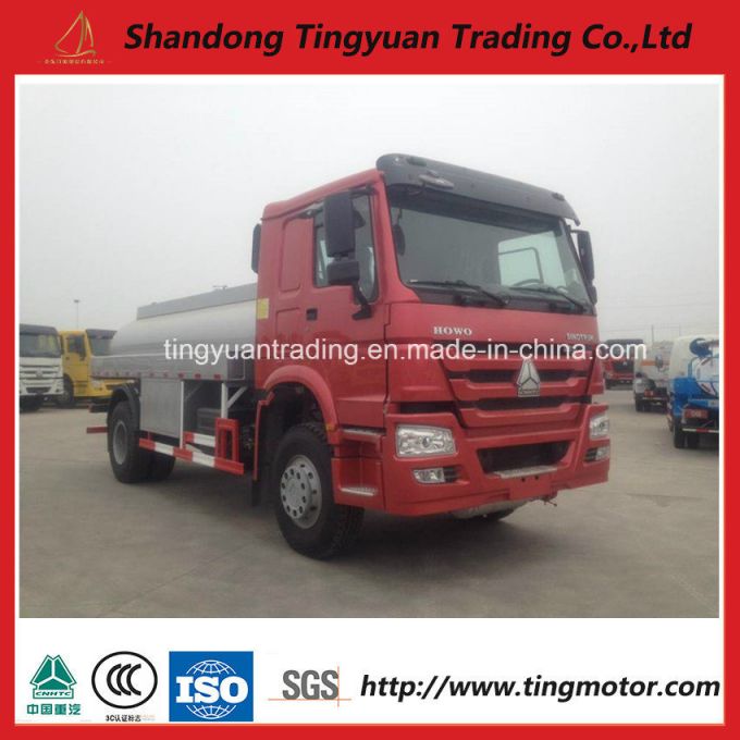 China HOWO 4X2 0il Tanker Truck 10m3 for Sale 