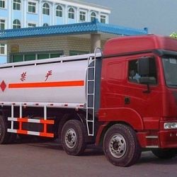 371HP Sinotruk 8X4 Fuel Tanker Truck, Oil Tanker Truck