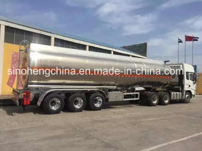 380HP Sinotruk HOWO 8X4 Oil Tank Truck 33m3 