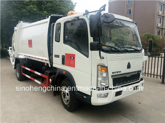 6 Cubic Meters Sinotruk Compressor Garbage Truck 4X2 