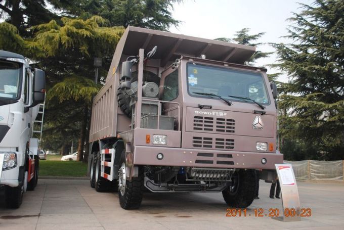 China Heavy Dump Truck 70t 