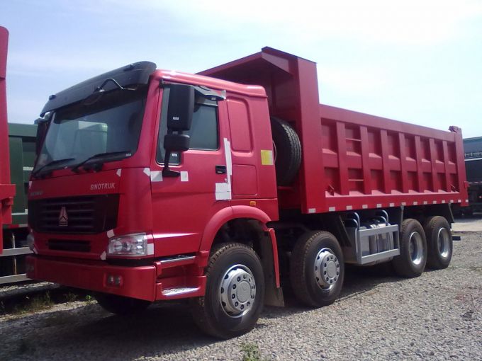 Sinotruk 371HP HOWO 8x4 Dump Truck 