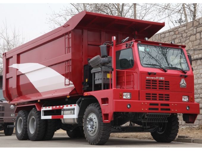 371HP HOWO 6x4 Mining Dump Truck (ZZ5707S3840AJ) 