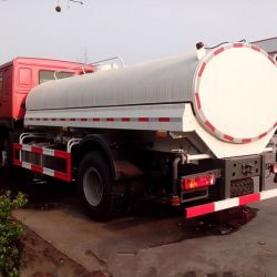 Sinotruk Sprinkler Truck HOWO 4X2 Water Truck with 10 Cubic Tanker