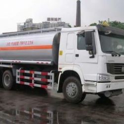 HOWO 6X4 Oil Truck Hot Sale