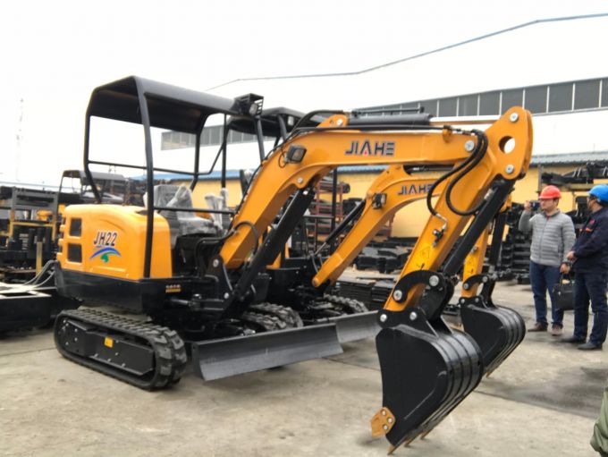 China 2 Tons Mini Excavator Hot Sale 