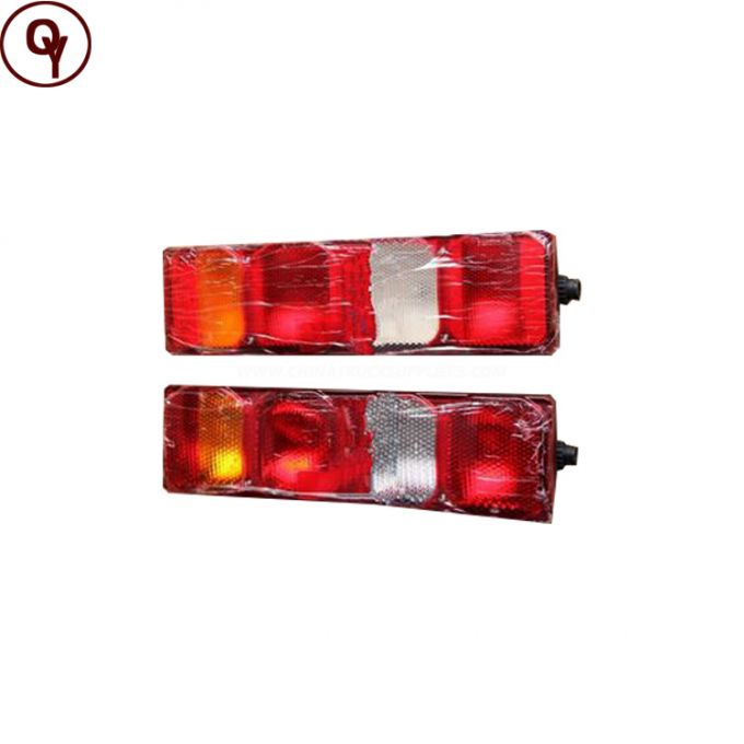 Truck Part HOWO Truck Parts Heavy Truck Auto Parts Tail Lamp Wg9925810001 Wg9925810002 