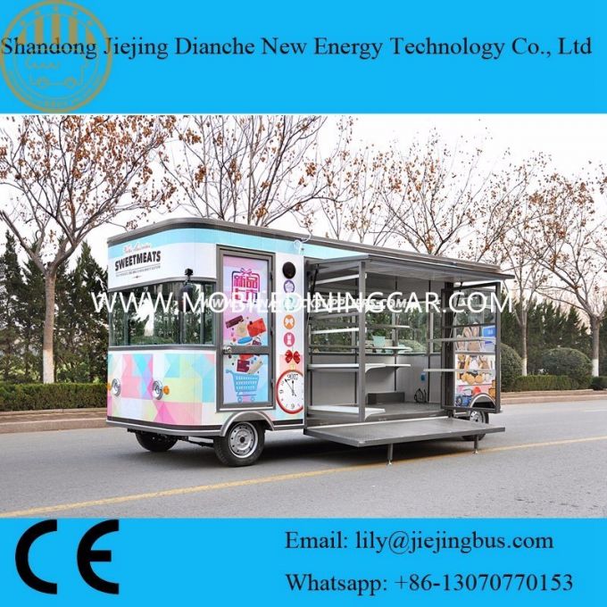 Customized Street Vending Mobile Food Truck with Ce 