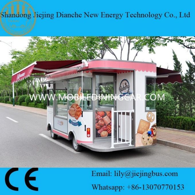 Popular Baking Food Truck for Sale with Displaying Cabinet (CE) 